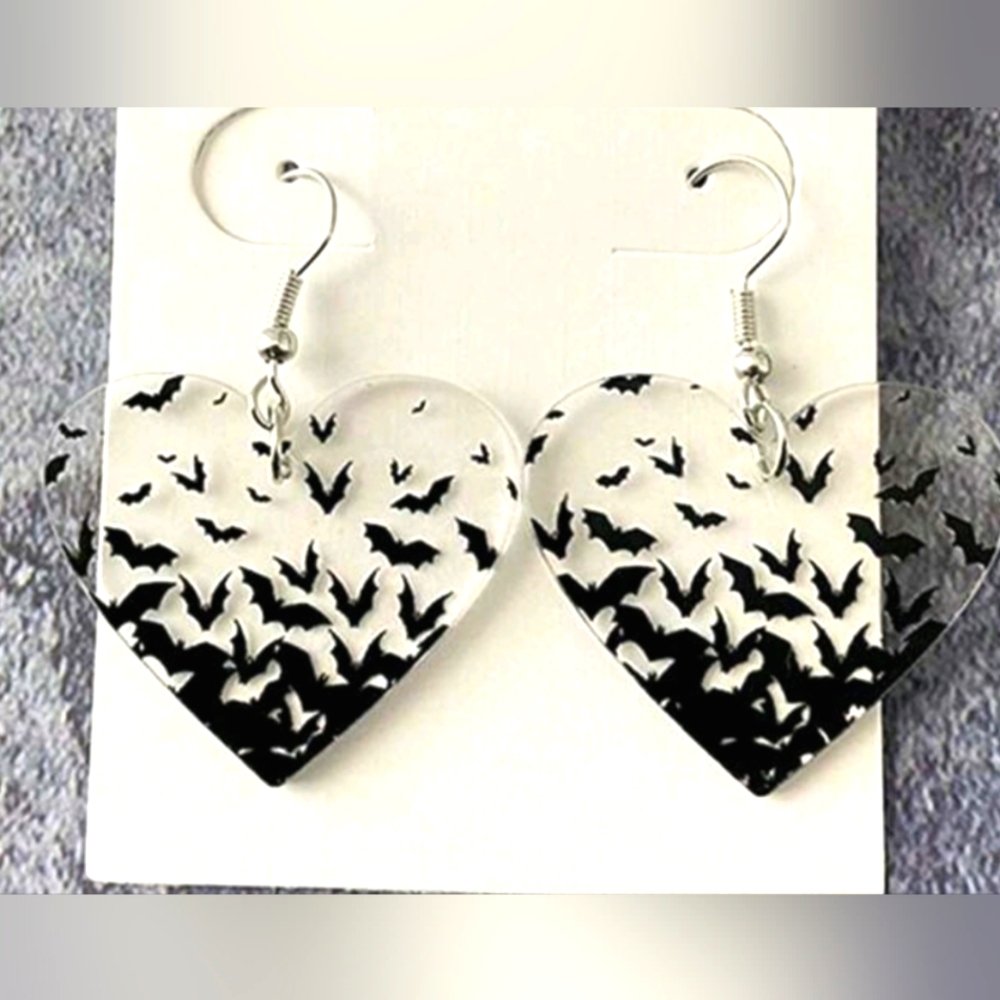 Gothic Heart Shape Bat🦇 Design Acrylic Dangle Drop Earrings New!